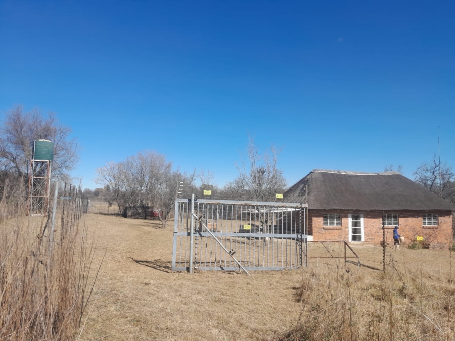 2 Bedroom Property for Sale in Viljoenskroon Free State